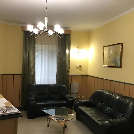 Nora Hotel