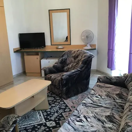 Nora Hotel 2*