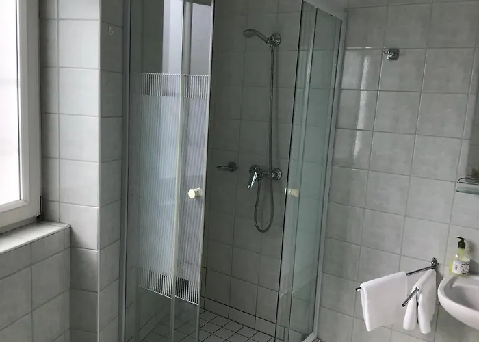 Hotel Nora فندق
