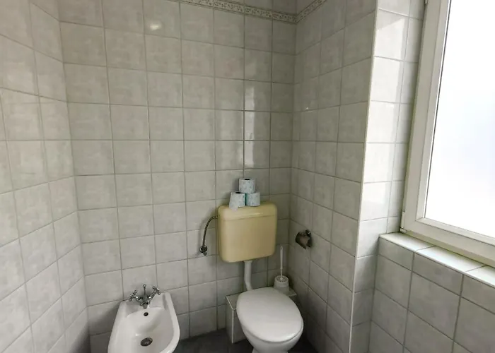 Hotel Nora فندق