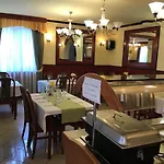 Hotel Nora Ξενοδοχείο 2*