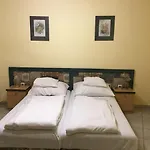 Hotel Nora 2*