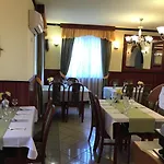 Ξενοδοχείο Hotel Nora 2*