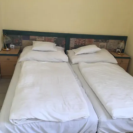 Nora Hotel Hotel 2*