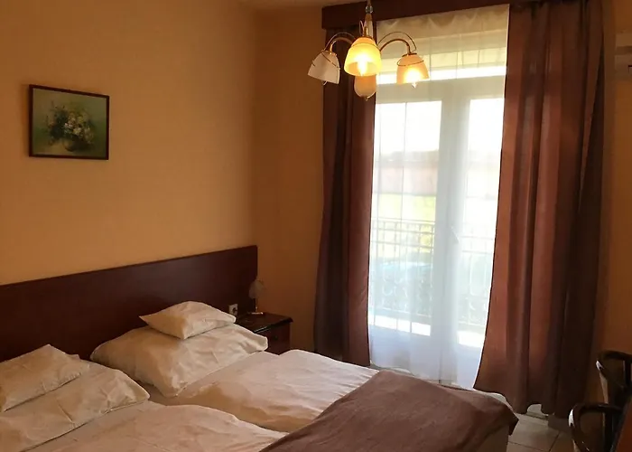 Hotel Nóra Hotel 2*
