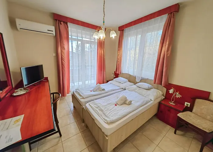 Hotel Nóra Hotel